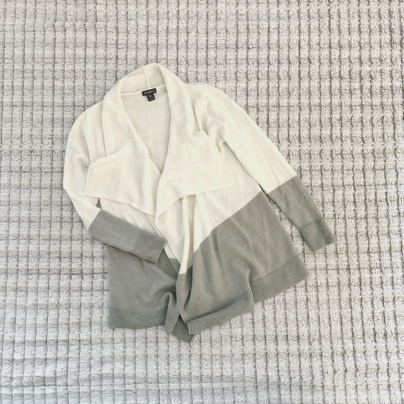 Eddie Bauer Colorblock Cardigan - Picture 1 of 3